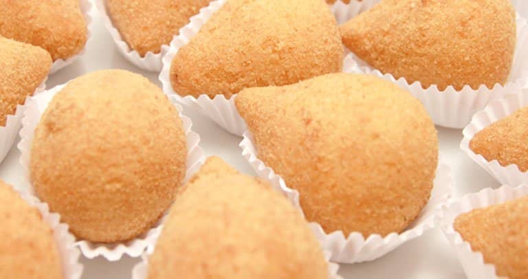 coxinha frango catupiry