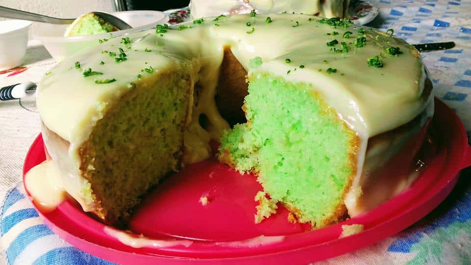 bolo verde limao 