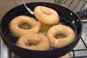 Receita de biscoito frito doce