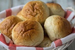 Receita de mini pão caseiro (bolinha)