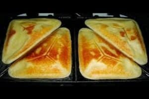 Pão de queijo de sanduicheira: Receita fácil e rápida