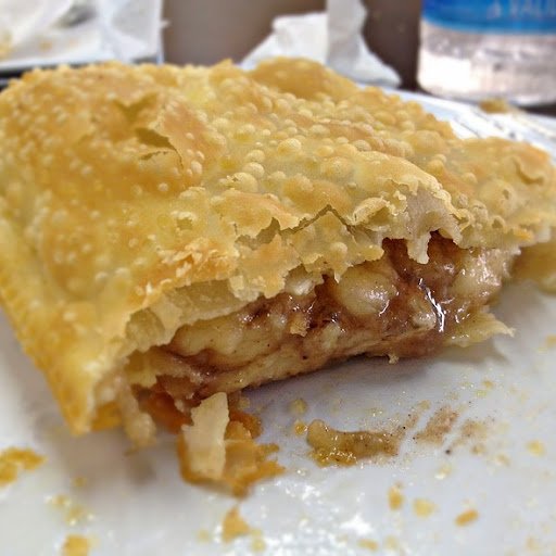 Pastel de banana com canela