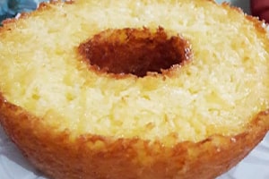 Bolo de mandioca (macaxeira) – Receita Simples