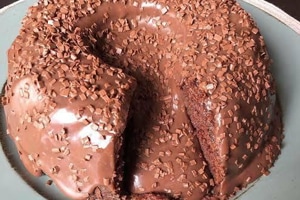 Receita de Bolo Vulcão de Chocolate – Brigadeiro