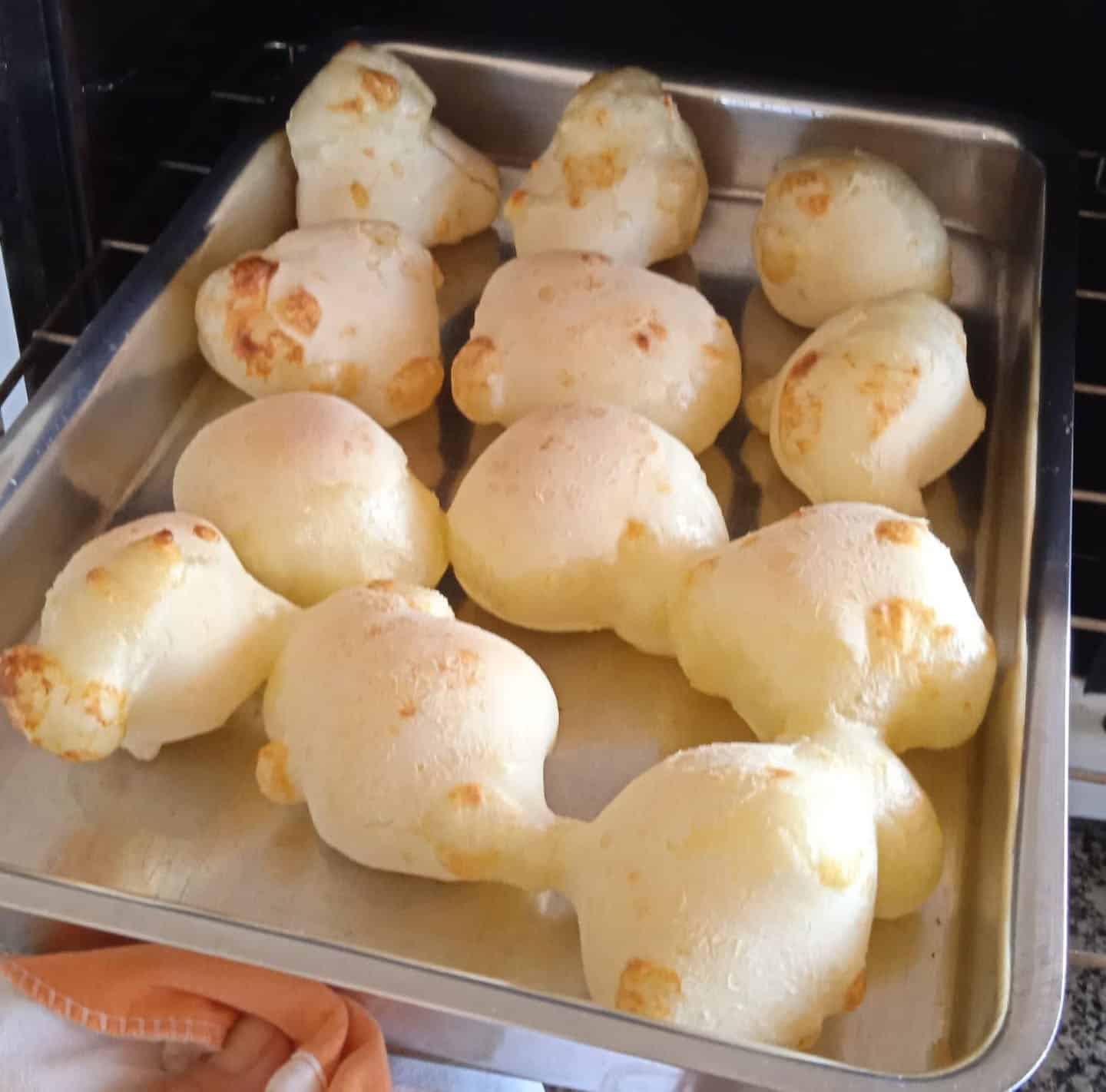 pao de queijo polvilho