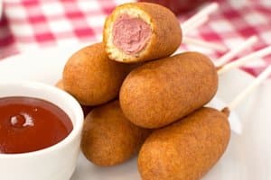 Cachorro quente no palito – Corndog