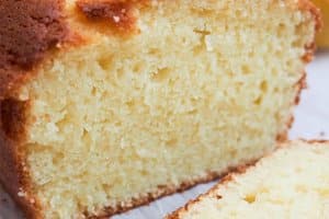 Bolo de Iogurte – Receita Simples