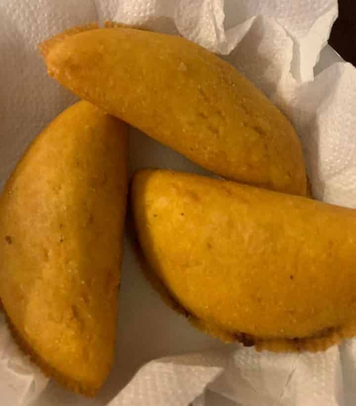 pastel de angu frito