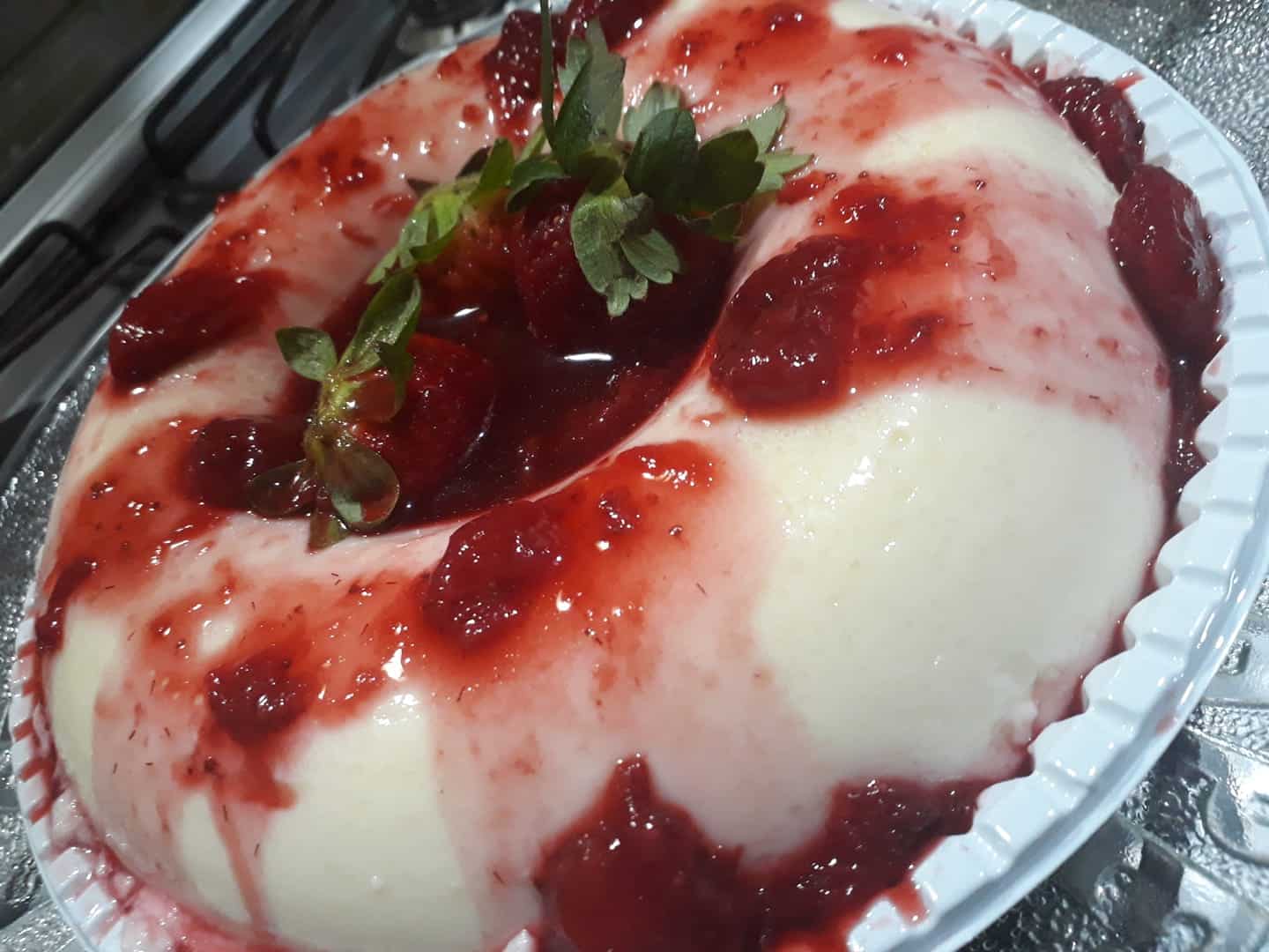 pudim calda morango 