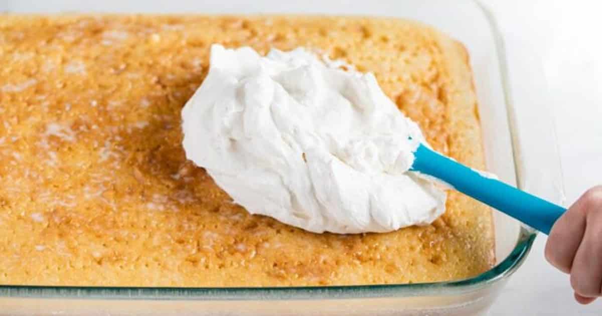 bolo com chantilly