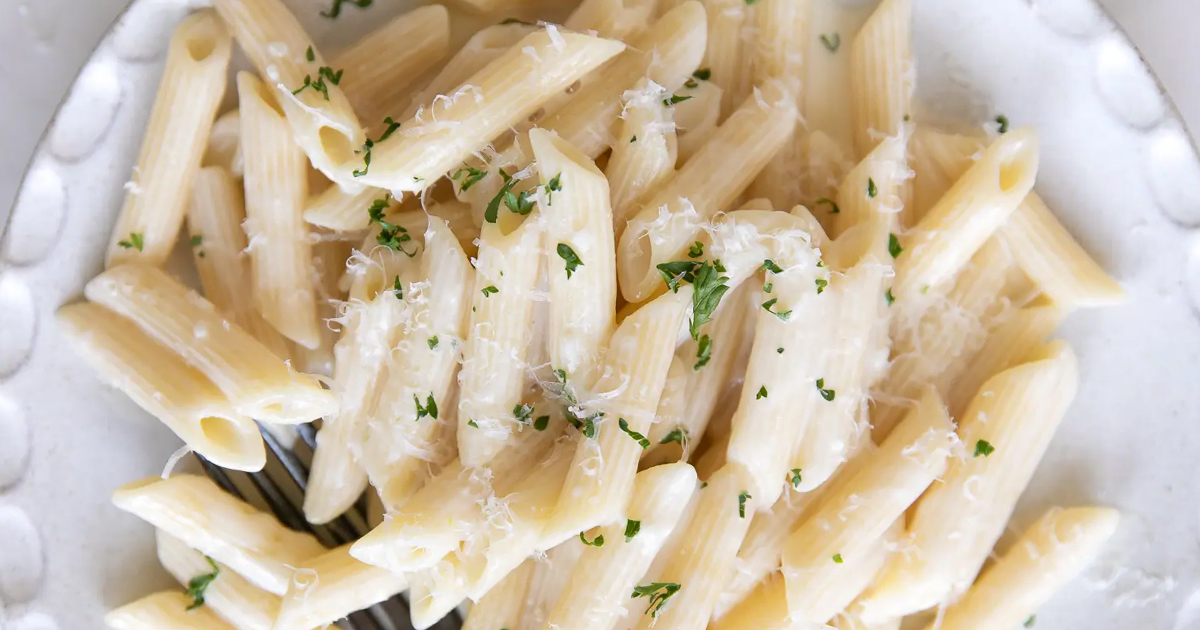 macarrao penne molho queijo