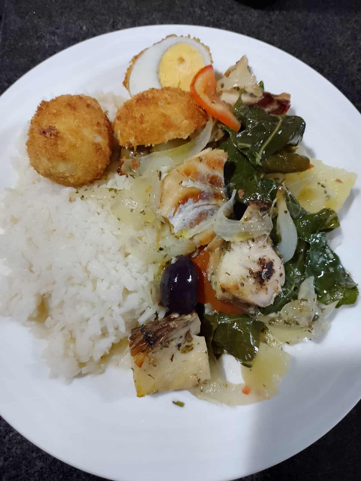 almoço com peixe